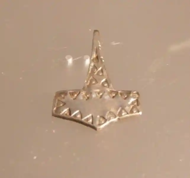 Viking's symbol for the hammer of Thor